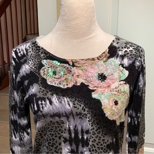 NEW YORK. Knit top with embellishments on front & back. Animal print. Pr…